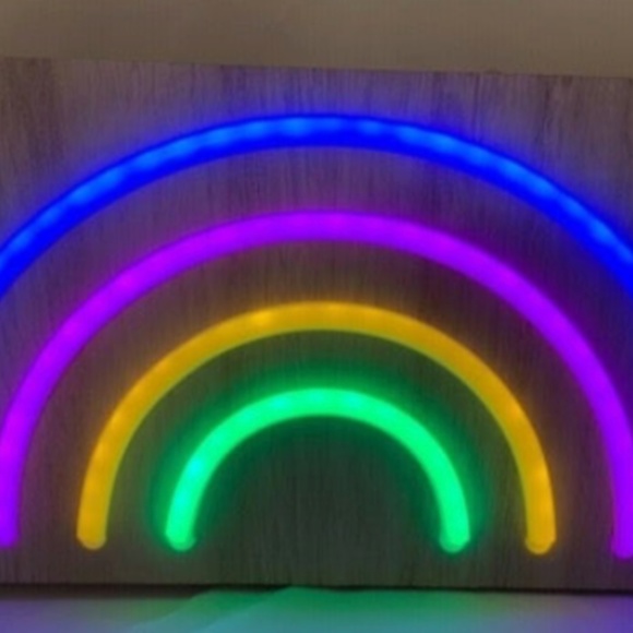COPY - Rainbow Dreams LED Rainbow Wall Art Deco Night Lite Take it Anywhere NIB - Picture 2 of 4